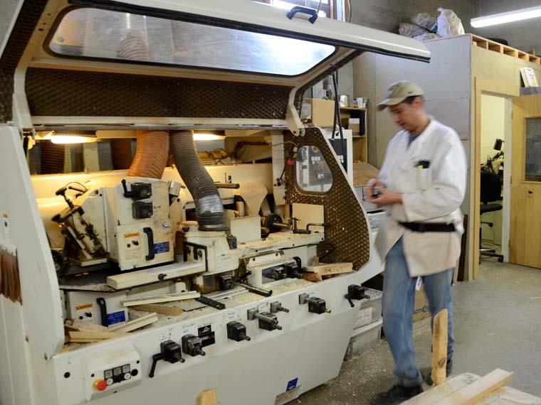custom picture frames manufacturing wood milling