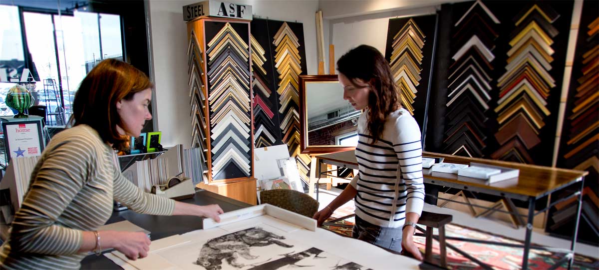 custom-framing-design-showroom Boston, MA